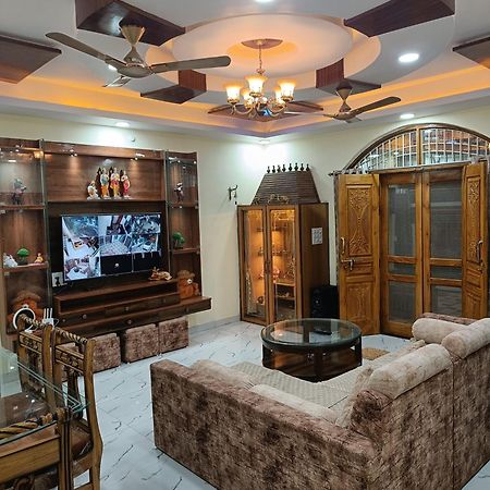 Adbhut Nivas Villa Bhopal Buitenkant foto