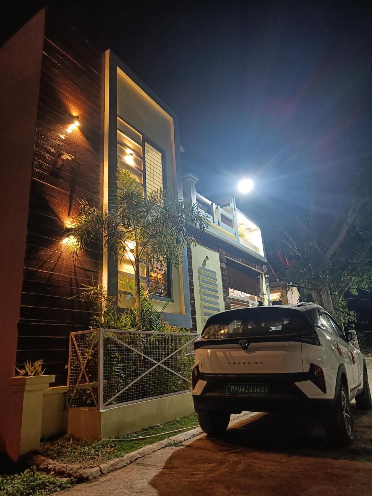 Adbhut Nivas Villa Bhopal Buitenkant foto